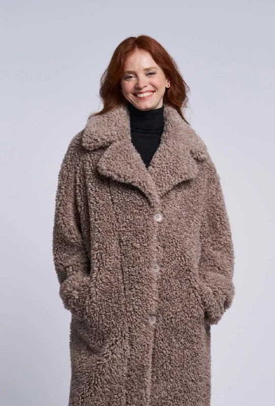 4342 Curly faux fur boyfriend coat