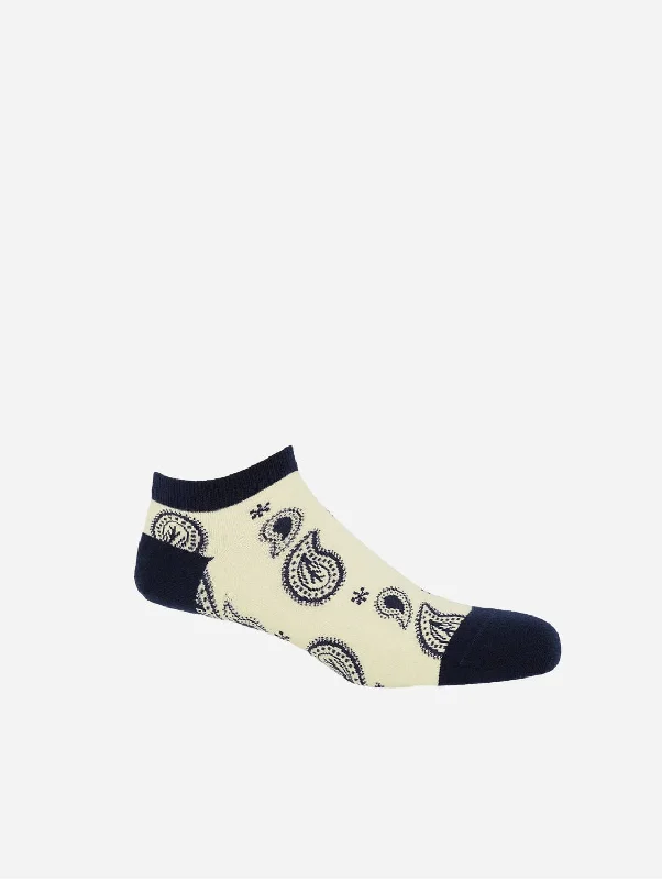 Hiking men's socks for outdoor adventuresPaisley Men's Organic Cotton Trainer Socks | Cream Hiking men's socks for outdoor adventuresPaisley Men's Organic Cotton Trainer Socks | Cream