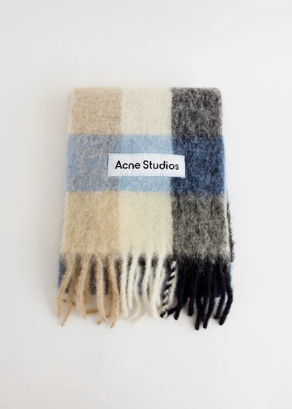 Novelty men's socks with unique patternsVally Scarf