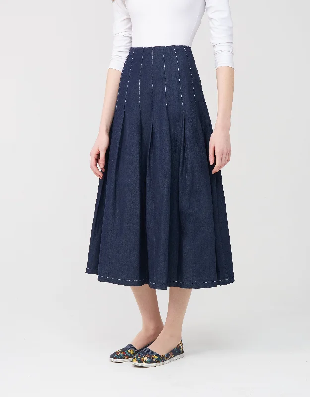 Waffle - weave men's robes for a textured feel33" Tuck Pleat Skirt with Exposed Zipper and White Stitching Denim Blue
