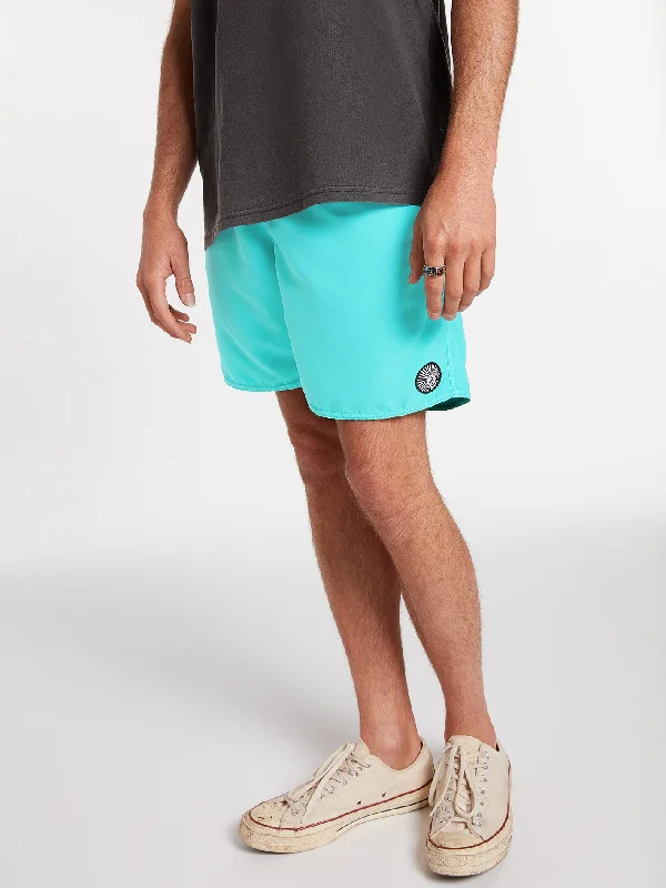 Designer men's trunks with a fashionable edgeCenter Trunks - Native Turq