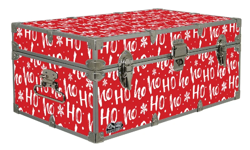Low - rise men's trunks for a trendy lookDesigner Trunk - Ho Ho Ho - 32x18x13.5"