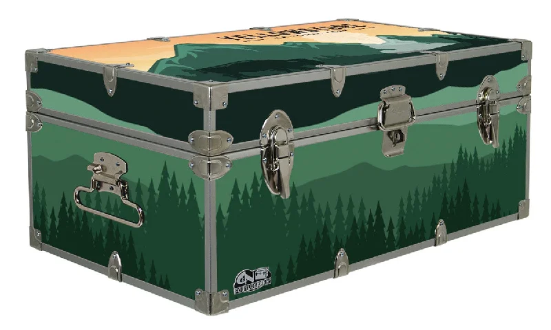 Men's trunks with a reinforced crotch areaDesigner Trunk - Yellowstone National Park - 32x18x13.5" Men's trunks with a reinforced crotch areaDesigner Trunk - Yellowstone National Park - 32x18x13.5"