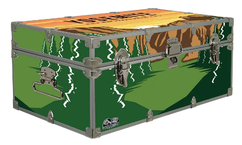 Men's trunks with a contoured pouch designDesigner Trunk - Yosemite National Park - 32x18x13.5" Men's trunks with a contoured pouch designDesigner Trunk - Yosemite National Park - 32x18x13.5"