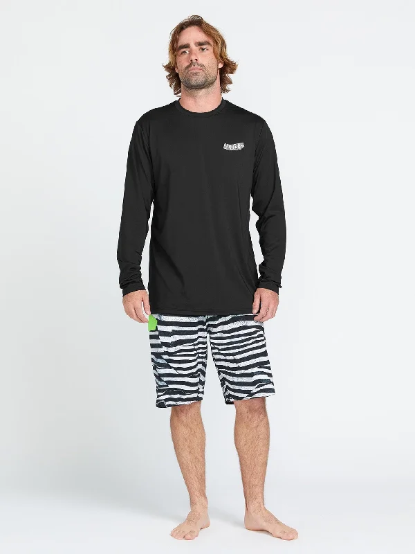 Moisture - wicking men's trunks for active useLido Print Mod-Tech Trunks - Electic Green