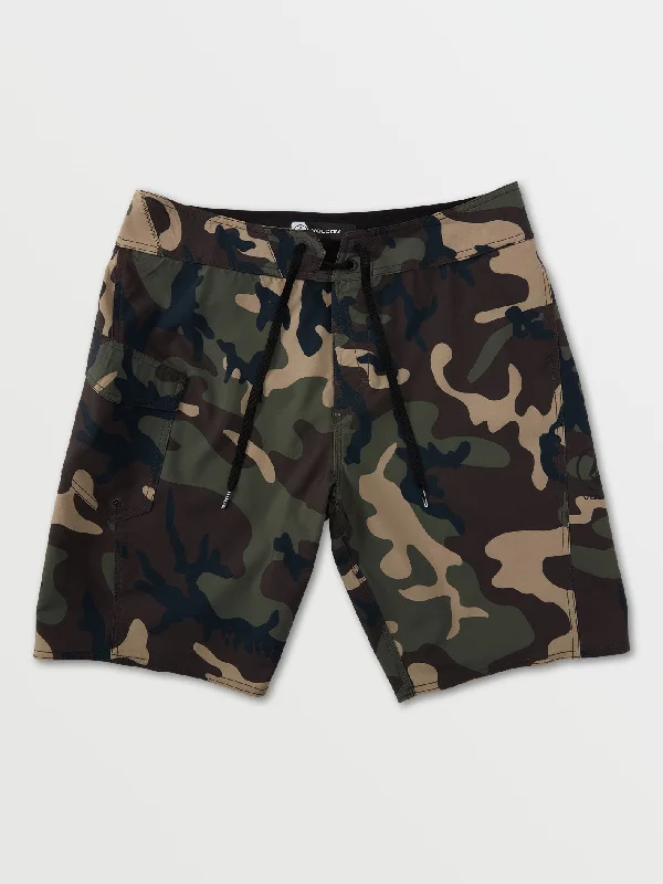 Athletic - grade men's trunks for sportsManic Boardshorts - Camouflage