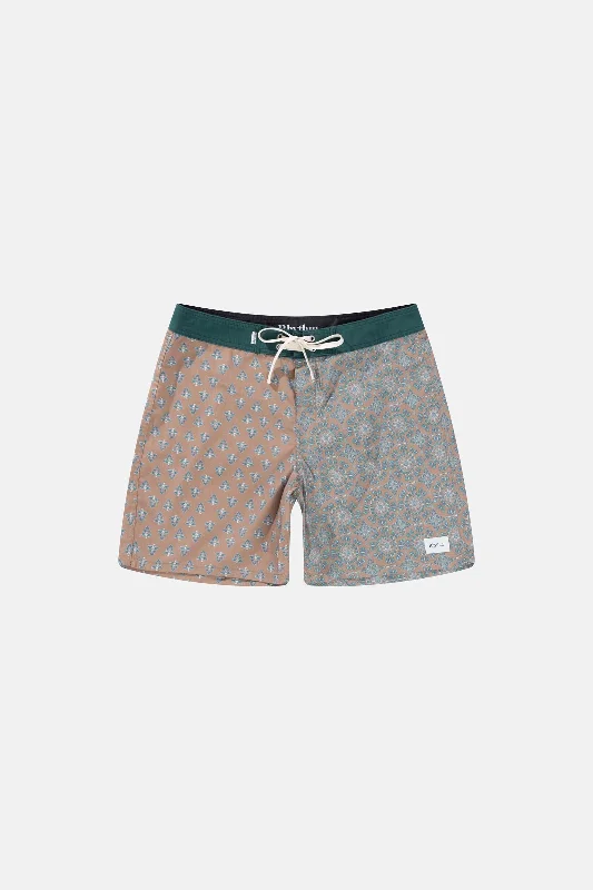 Slim - cut men's trunks for a modern styleMarco Trunk Tobacco