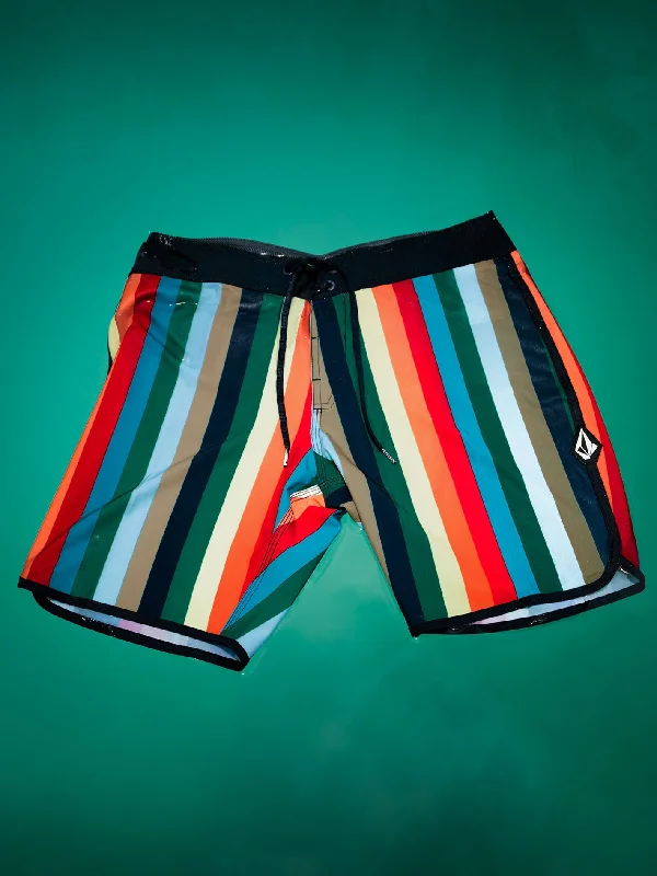 Low - rise men's trunks for a trendy lookMixer Scallop Mod-Tech Trunks - Navy