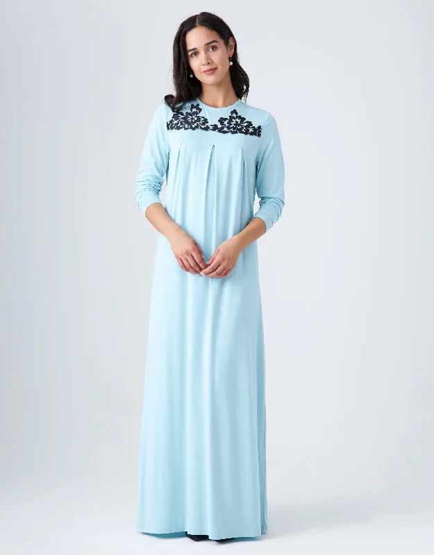 Loungewear - style men's robes for casual daysPull On Lace Trimmed Pleated Nightgown Mint