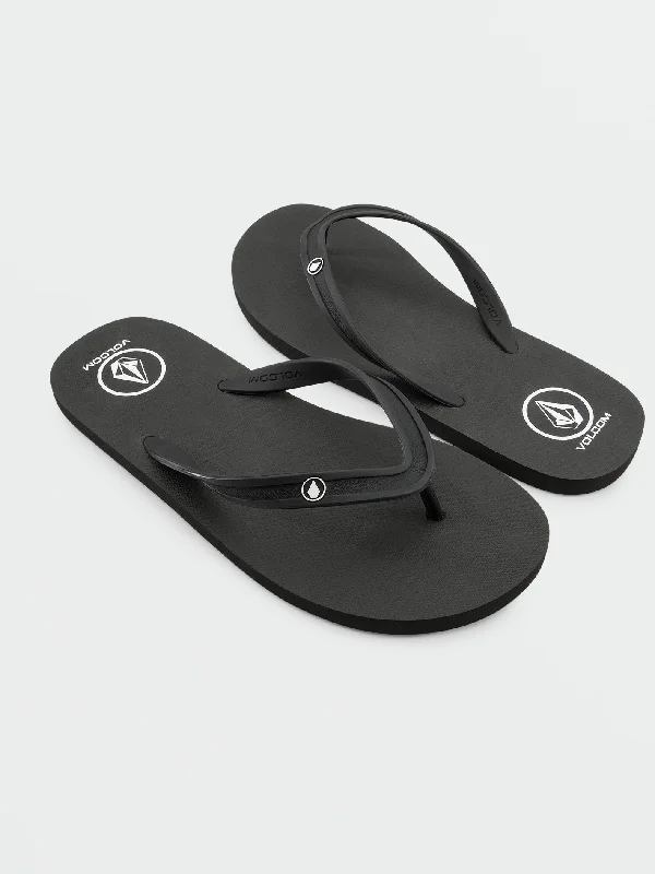 Low - rise men's trunks for a trendy lookRocker 2 Solid Sandals - Black