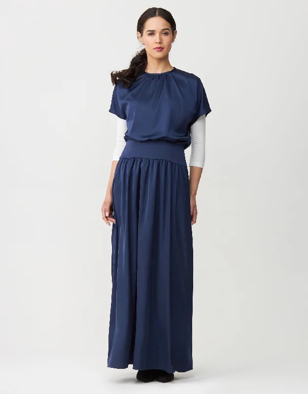 Jacquard - patterned men's robes for a stylish appearanceSatin Dropwaist Lined Maxi Dress Shabbos Robe with Back Tie Blue Jacquard - patterned men's robes for a stylish appearanceSatin Dropwaist Lined Maxi Dress Shabbos Robe with Back Tie Blue