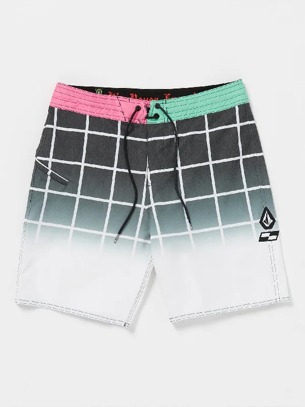 Men's trunks with a wide elastic waistbandSchroff X Volcom Stoney Trunks - Black