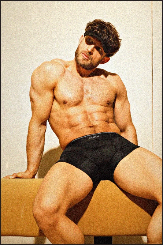 Moisture - wicking men's trunks for active useSport Trunk