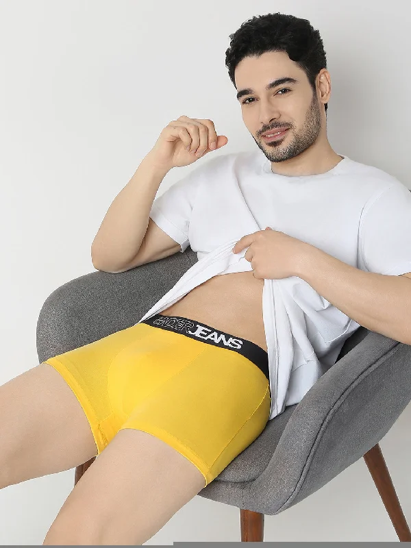 Mesh - back men's trunks for ventilationUnderjeans by Spykar Men Yellow & Purple Trunk